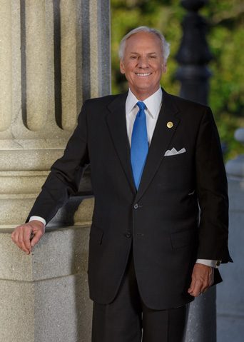 Henry McMaster profile photo