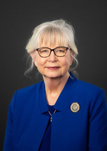 Beth Wessel-Kroeschell profile photo