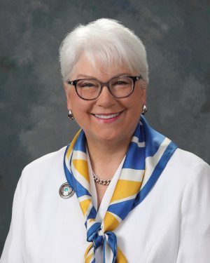 Cathrynn Brown profile photo